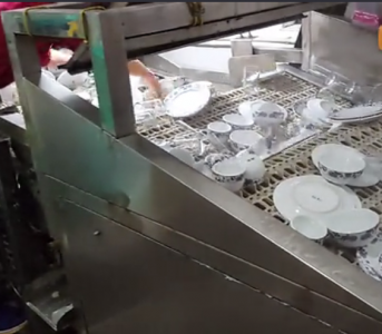 洗碗加工中心工作视频